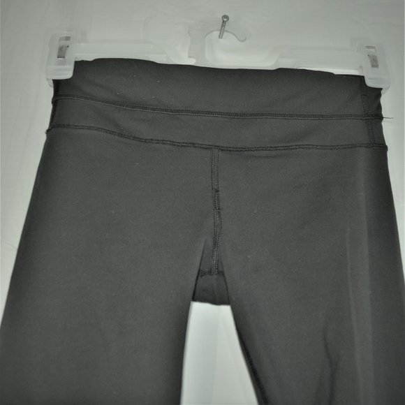 LULULEMON ATHLETICA LEGGINGS PACE RIVAL CROPS SZ 4 - Picture 6 of 9